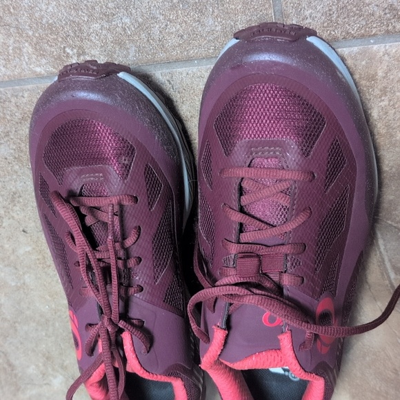 Pearl Izumi Cycling Shoes with SPD clips EUC - Picture 4 of 5